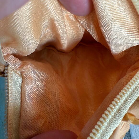 Duffy Coin Purse Mickey & Duffy’s Spring Voyage 2013 Tokyo Disney Sea Limited - Picture 7 of 9